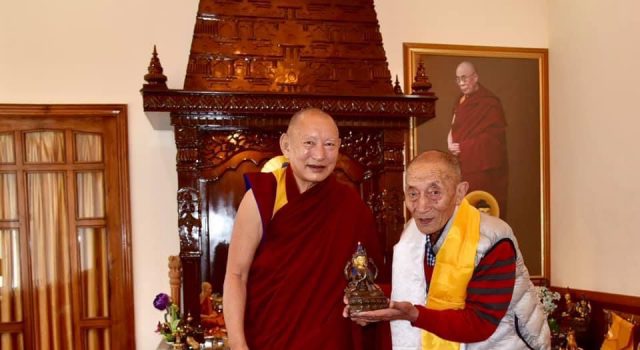 ལོ་རྒྱུས་ཐོག་གི་ཀིརྟིའི་དབོན་པོ་མཐའ་མ་དབོན་ཆུང་འཇིགས་མེད་ཆོས་འཕེལ་སྐུ་གཤེགས་པར་མྱ་ངན་ཞུ།