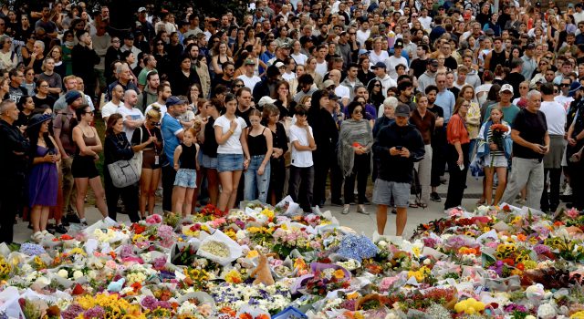 ཨོ་གླིང་གི་དོན་རྐྱེན་ལས་འཕྲོས་པའི་མཆིད།